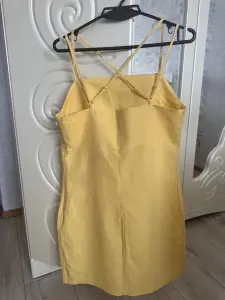 Льняное платье