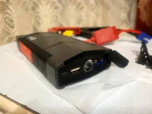 Пуско-зарядное устройство