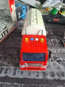 Автомобиль с цистерной (Полесье)