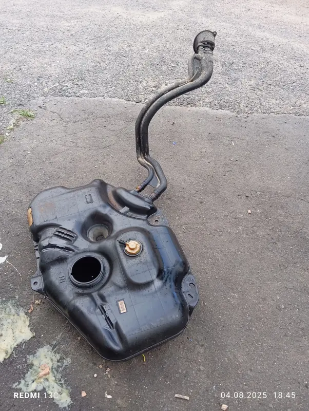 Топливный бак