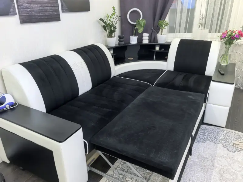 Угловой диван