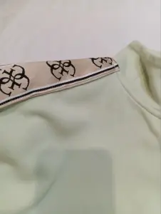 Мастерка лонгслив Guess  оригинал L