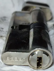 Сердцевина Apecs 70мм (ключ-барашек)