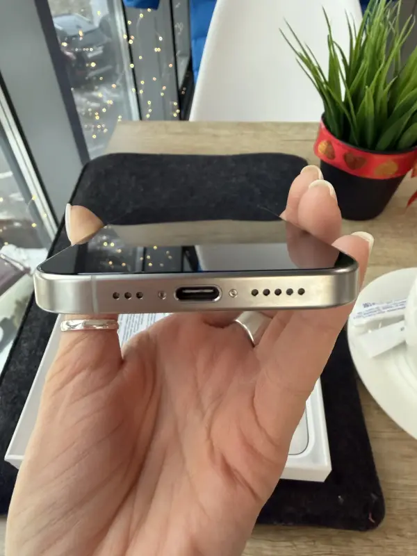 Мобильные телефоны - Продам iPhone 15 Pro 128GB – б/у, в отличном состоянии! - Вся Беларусь - Фото 2 Продам iPhone 15 Pro 128GB – б/у, в отличном состоянии! - Вся Беларусь - 238975 - Доска объявлений Kupika.by - Фото 2