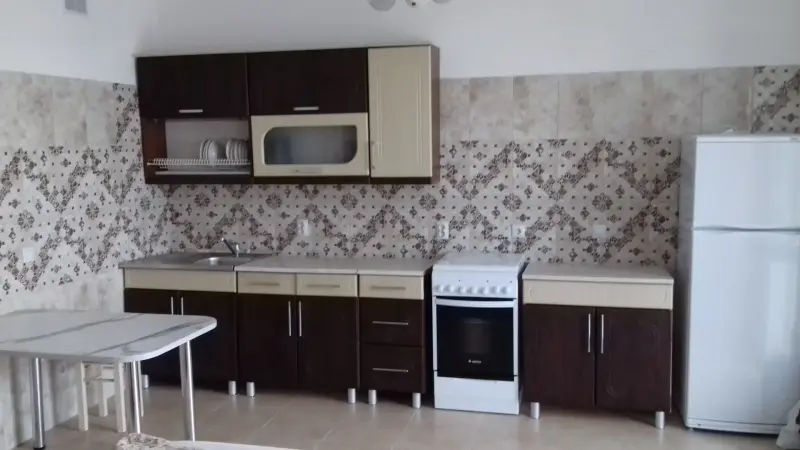 Сдается 1-к. квартира (метро «Петровщина»).