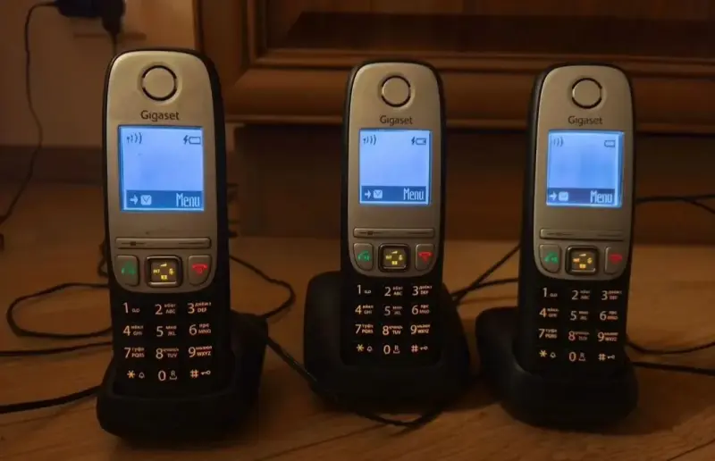 Радиотелефон gigaset a400 (3 трубки)