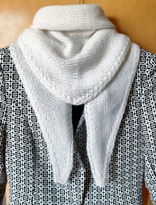 Женские аксессуары - Бактус -шейный платок (шарф) - Вся Беларусь - Фото 2 Бактус -шейный платок (шарф) - Вся Беларусь - 241702 - Доска объявлений Kupika.by - Фото 2