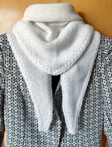 Бактус -шейный платок (шарф)