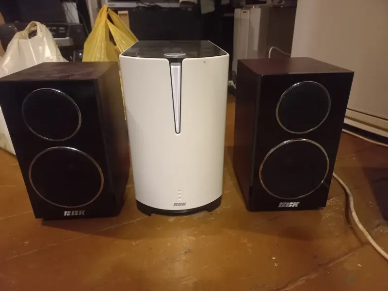 Акустика 2.1 ввк