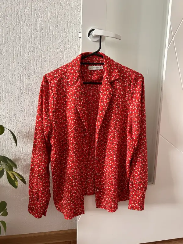 Блузка женская