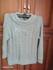 новый вязаный джемпер