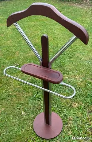 Напольная вешалка