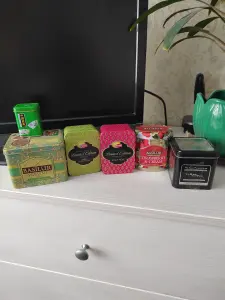 Жестяные баночки