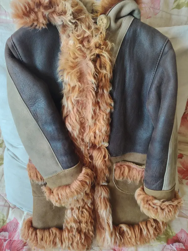 Дублёнка классная для девочки