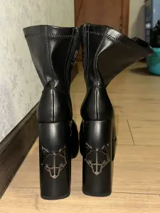 Ботинки женские