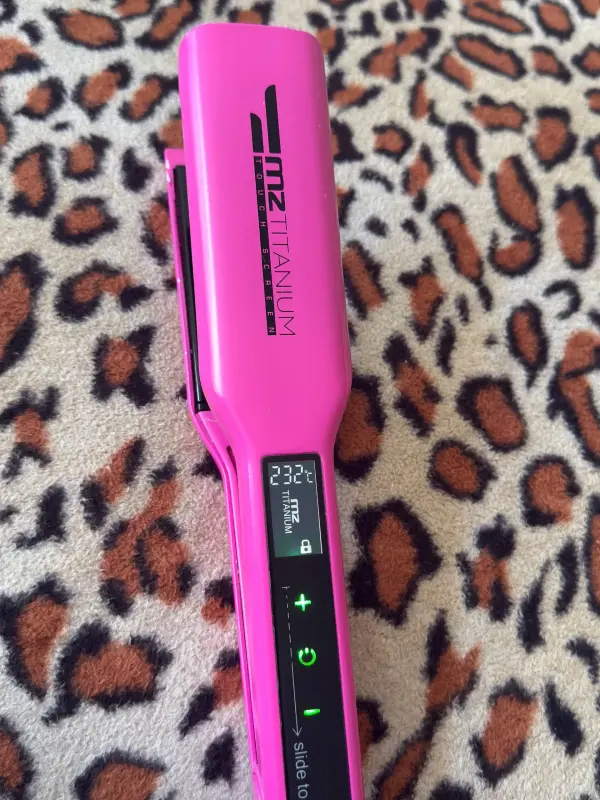 Утюжок MZ TITANIUM