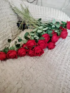 Искусственные розы бархат