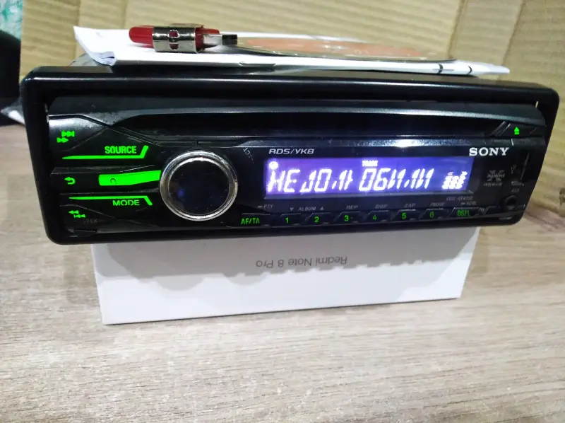 Магнитола CD MP 3 USB SONY