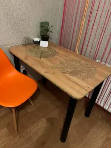 Кухонный стол