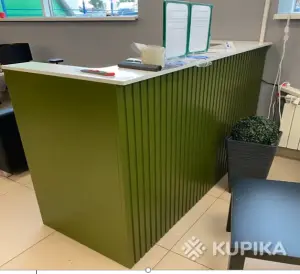 Стойка ресепшен