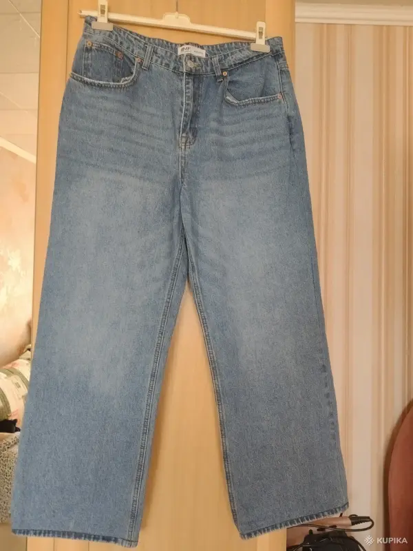 Джинсы