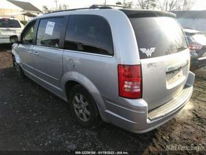 Б/У запчасти Chrysler Town-Country 2007-2010 с доставкой