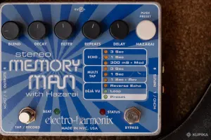 Педаль эффектов Electro-Harmonix Stereo MEMORY MAN with Hazarai