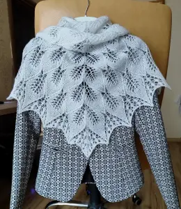 Бактусы - шаль. (шейный платок)