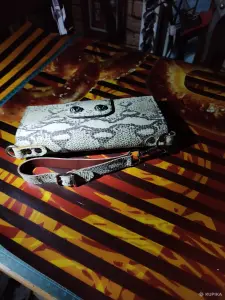 женский набор.клатч и ключница.\бутиковая кожа питона из сша\.гарантия.