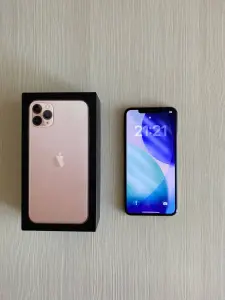 iPhone 11 Pro Max Gold состояние идеал АКБ 100%