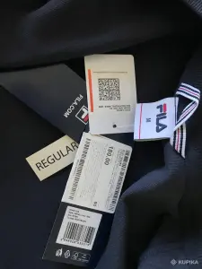 Курточка FILA мужская, договорная,срочно