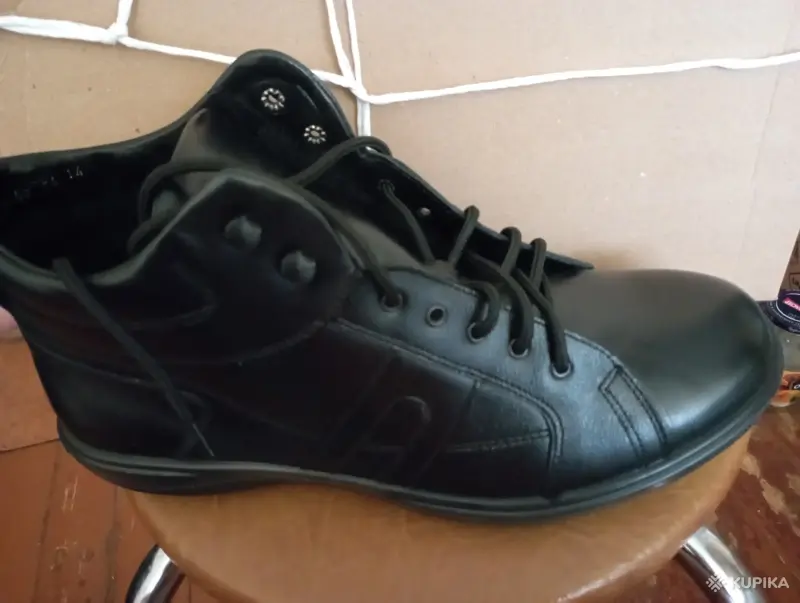 Обувь мужская новая.