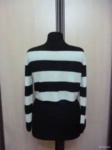 Кофта женская «DIVIDED H&M»