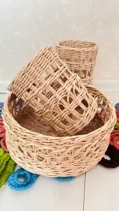 Поднос плетеный