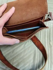 мужская сумочка под всякую всячину.кожа гарантия.