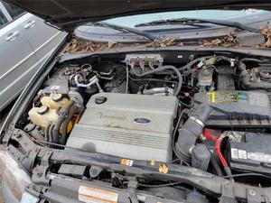 Б/У запчасти Ford Escape 2000-2006 с доставкой