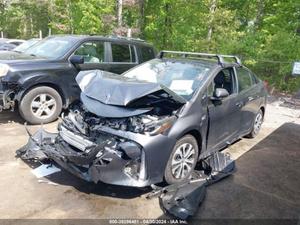Б/У запчасти Toyota Prius Prime 2016-2024 с доставкой