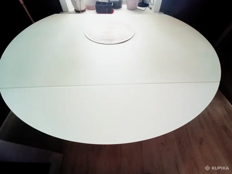 Круглый стол