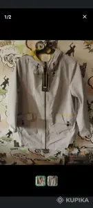 Куртка новая