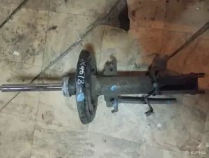 Амортизатор передний