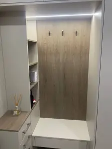 Шкаф распашной