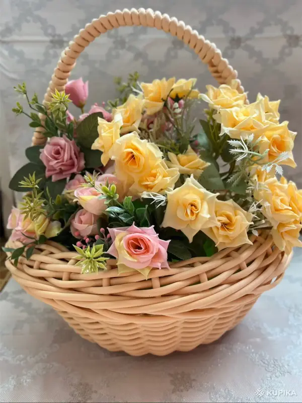 Корзина из ротанга