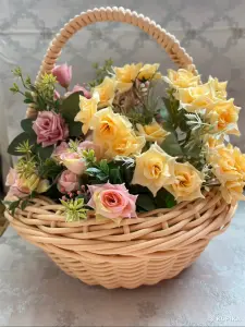 Корзина из ротанга
