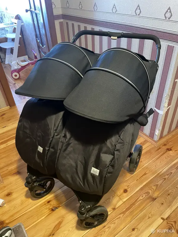 Прогулочная коляска для двойни