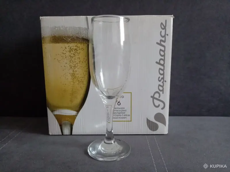 Набор бокалов