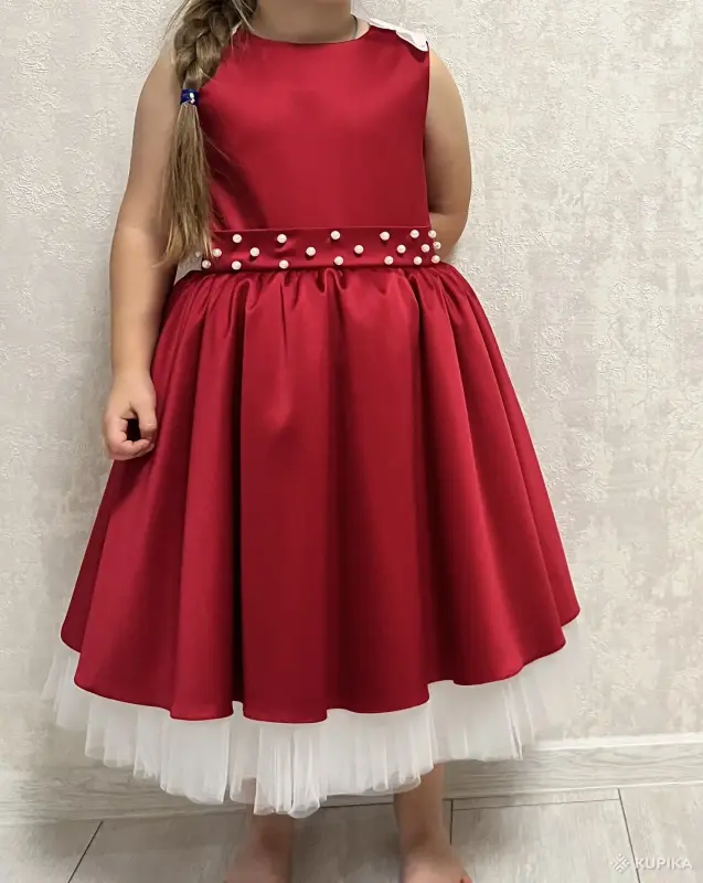 Платье нарядное на девочку