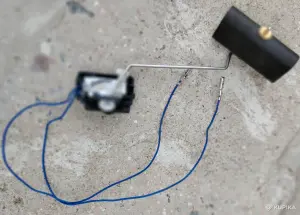 Поплавок уровня топлива