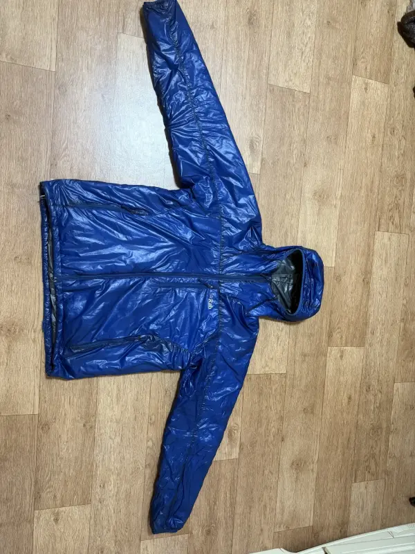 микро пуховик (весна)Rab