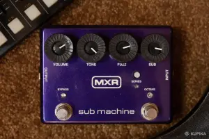 Гитарная педаль MXR Sub Machine Octave Fuzz