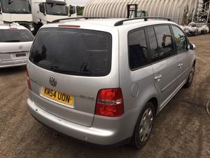 Б/У запчасти Volkswagen Touran 2003-2006 с доставкой